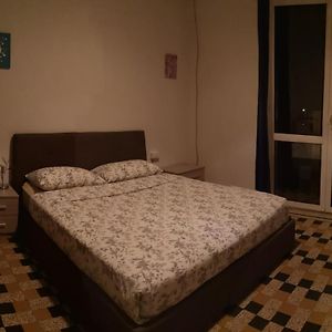 Camera con letto king size